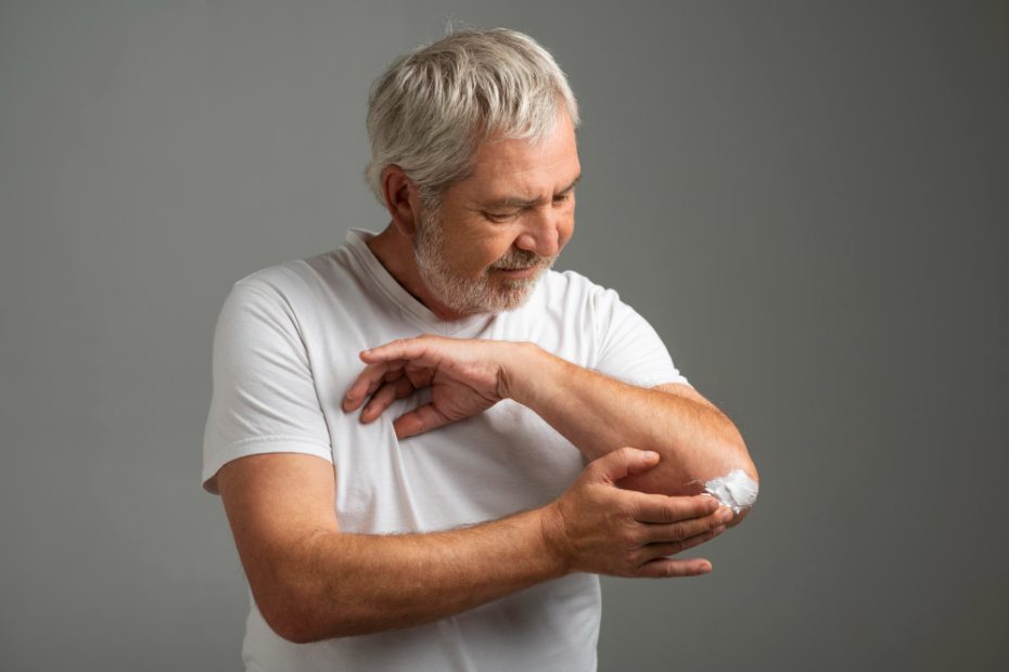 Elbow pain inside: Causes and treatment