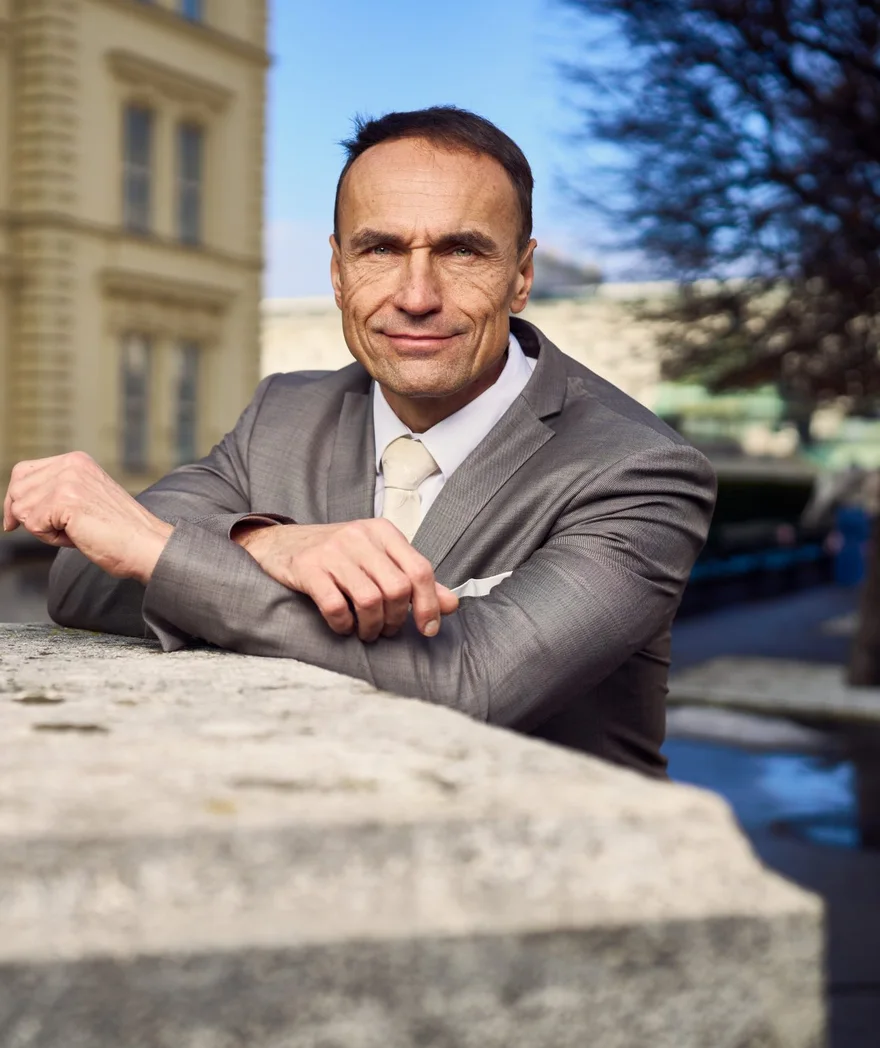 Univ.-Prof. Dr. Hart, Orthopäde in Wien
